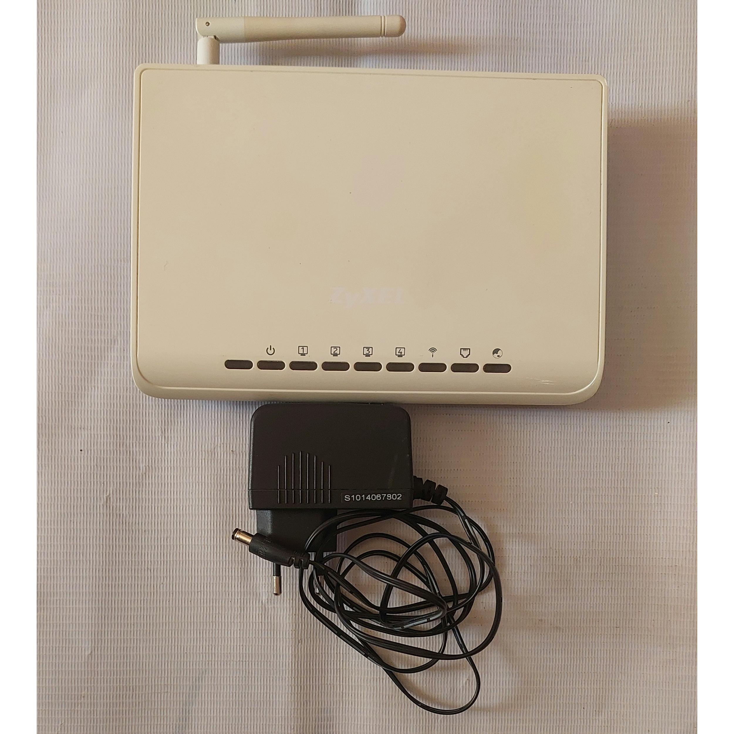 مودم adsl زایکسل مدل P-660HW-T1 v3 (همراه آداپتور)