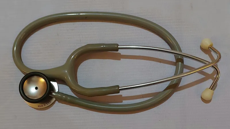 گوشی پزشکی لیتمن ساخت آمریکا Littmann Classic