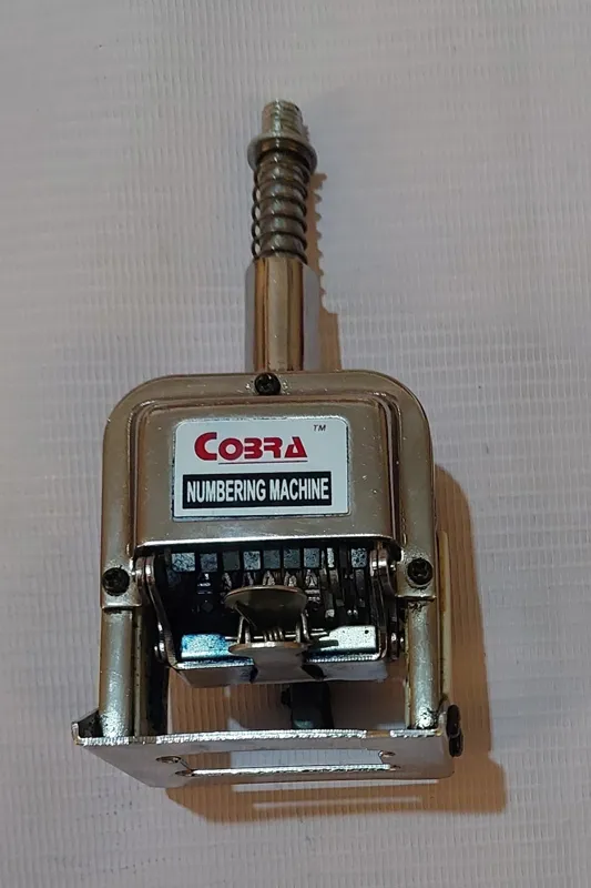 شماره زن کبرا Cobra