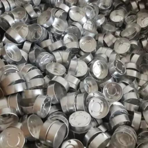 ظرف کاپ شمع وارمر (تشتک) 100 عددی با پایه و فتیله