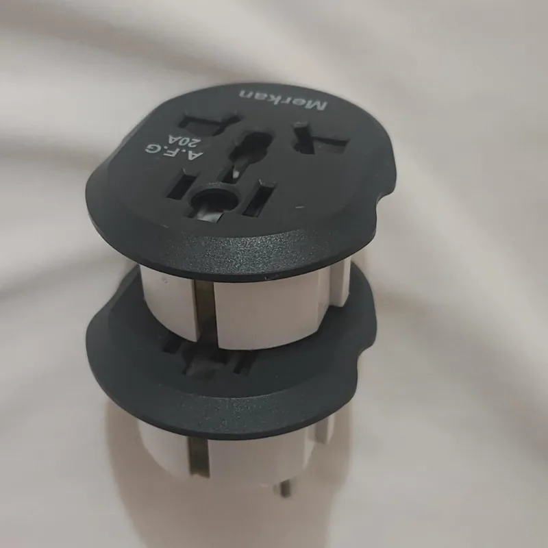 تبدیل سه به دو برق