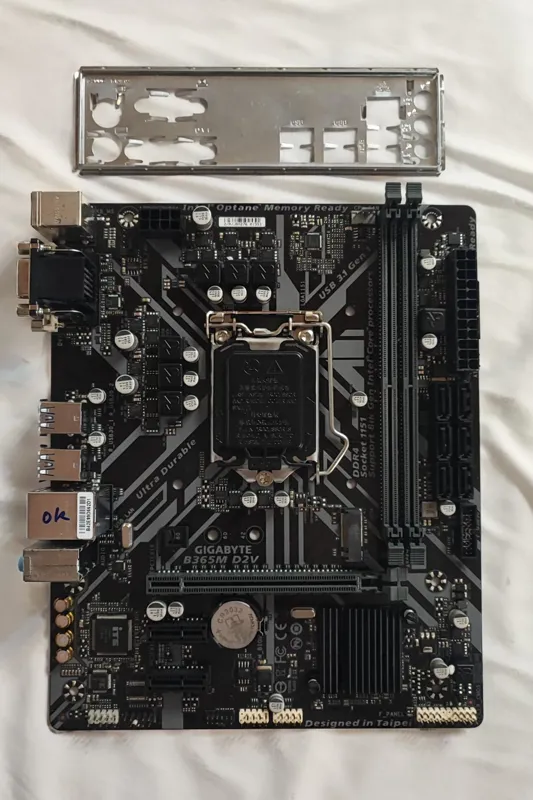 مادربورد گیگابایت B365M D2V