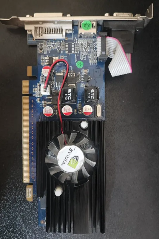 کارت گرافیک Geforce 8400 GS 1G توضیحات دارد
