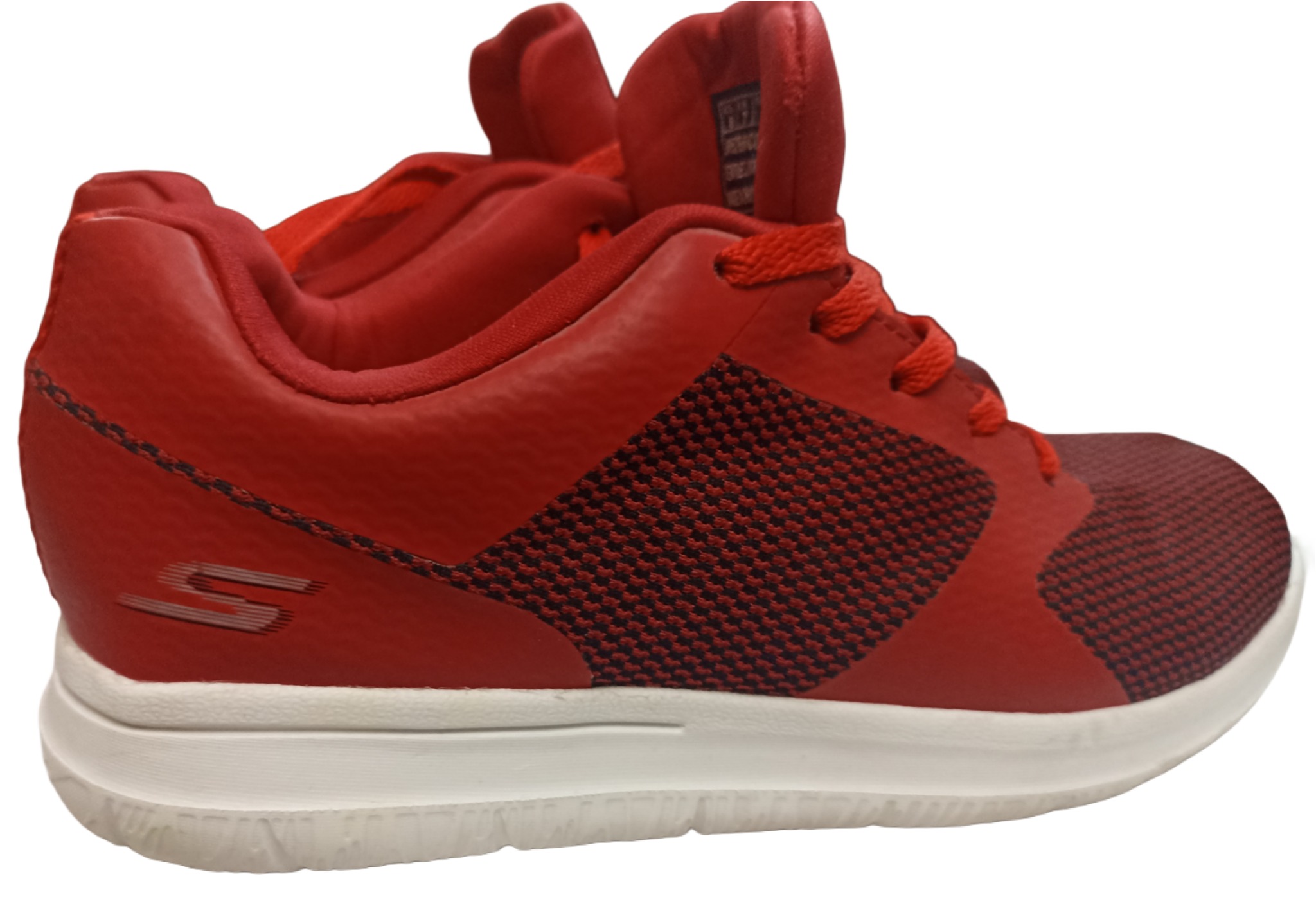 کفش اسپورت اسکچرز وارداتی اصل شناسنامه دار