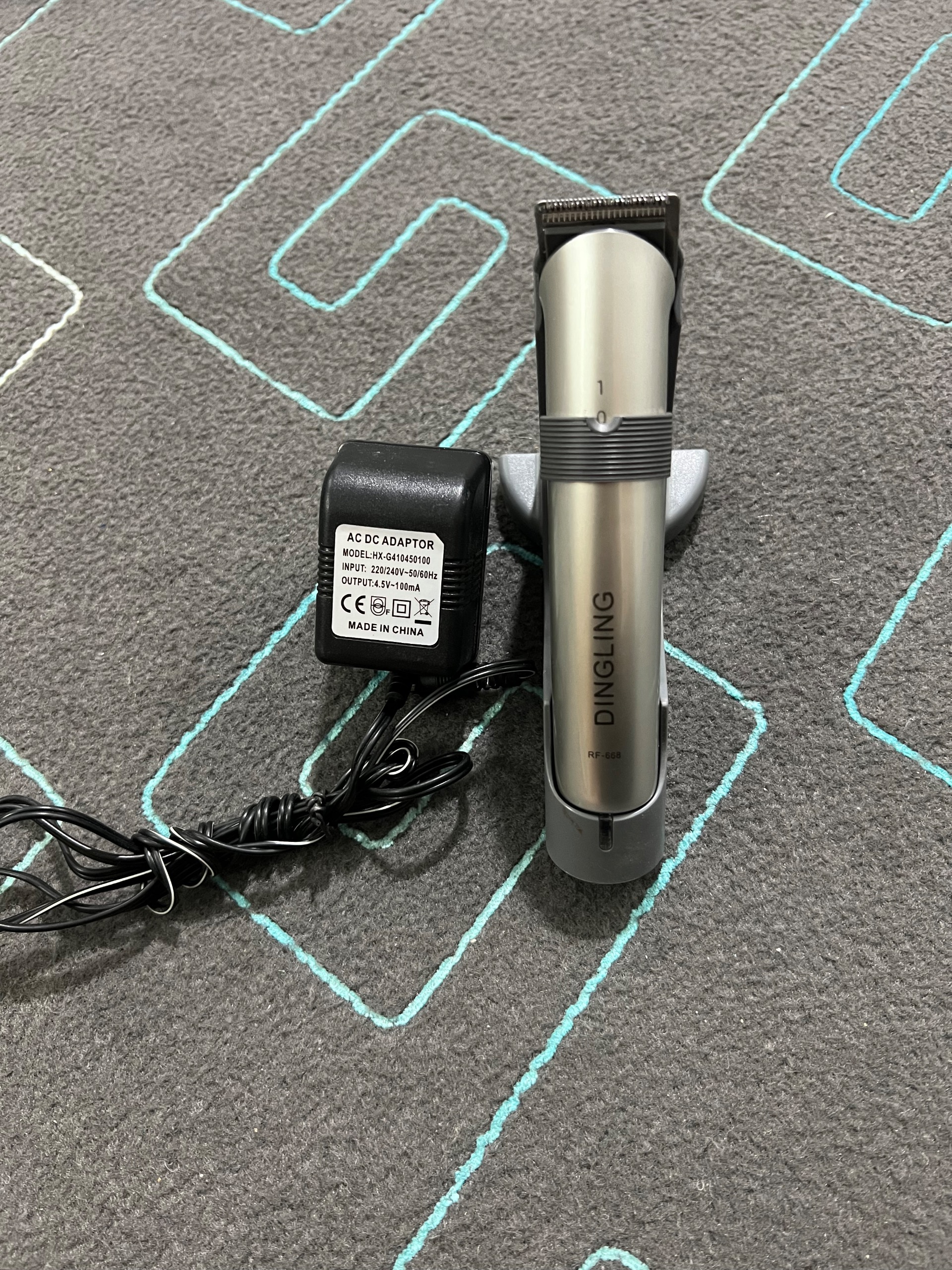 ماشین اصلاح دینگ لینگ مدل RF-668