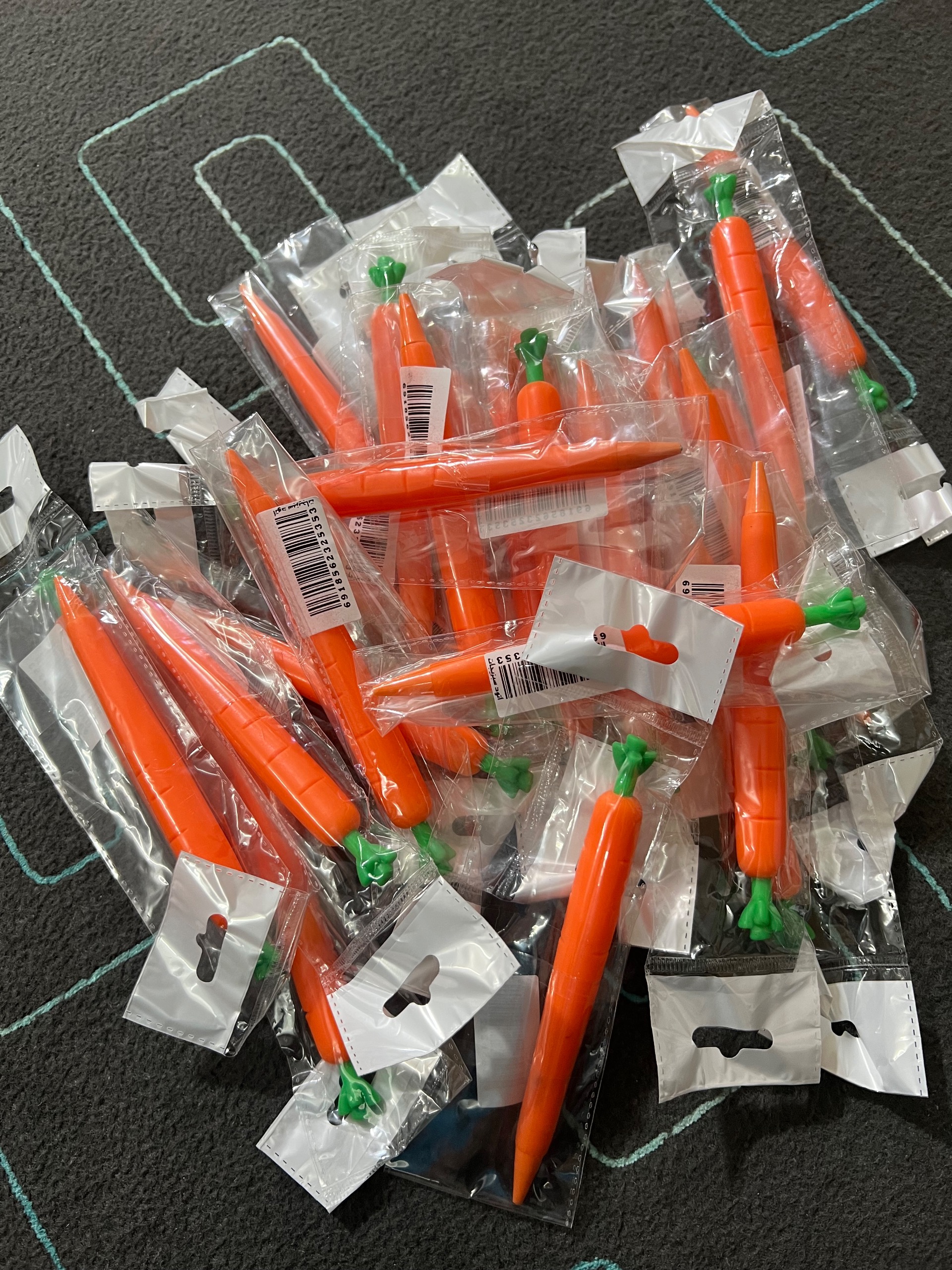 26 عدد مداد اتود مدل هویج