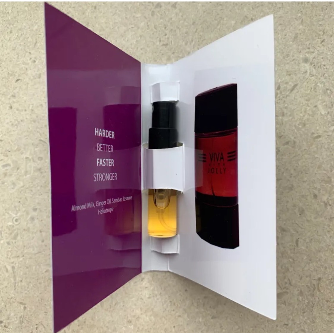 عطر جیبی برند ویوا viva