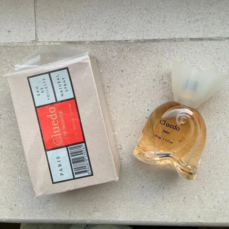 عطر cluedo اصلی خریداری شده از فرانسه