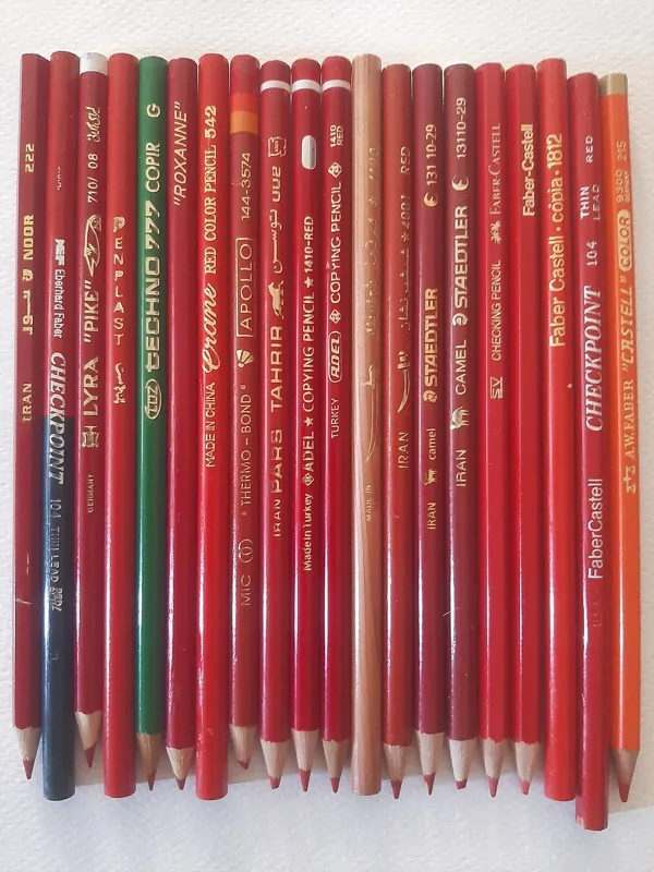 20 عدد مداد قرمز قدیمی بدون تکراری