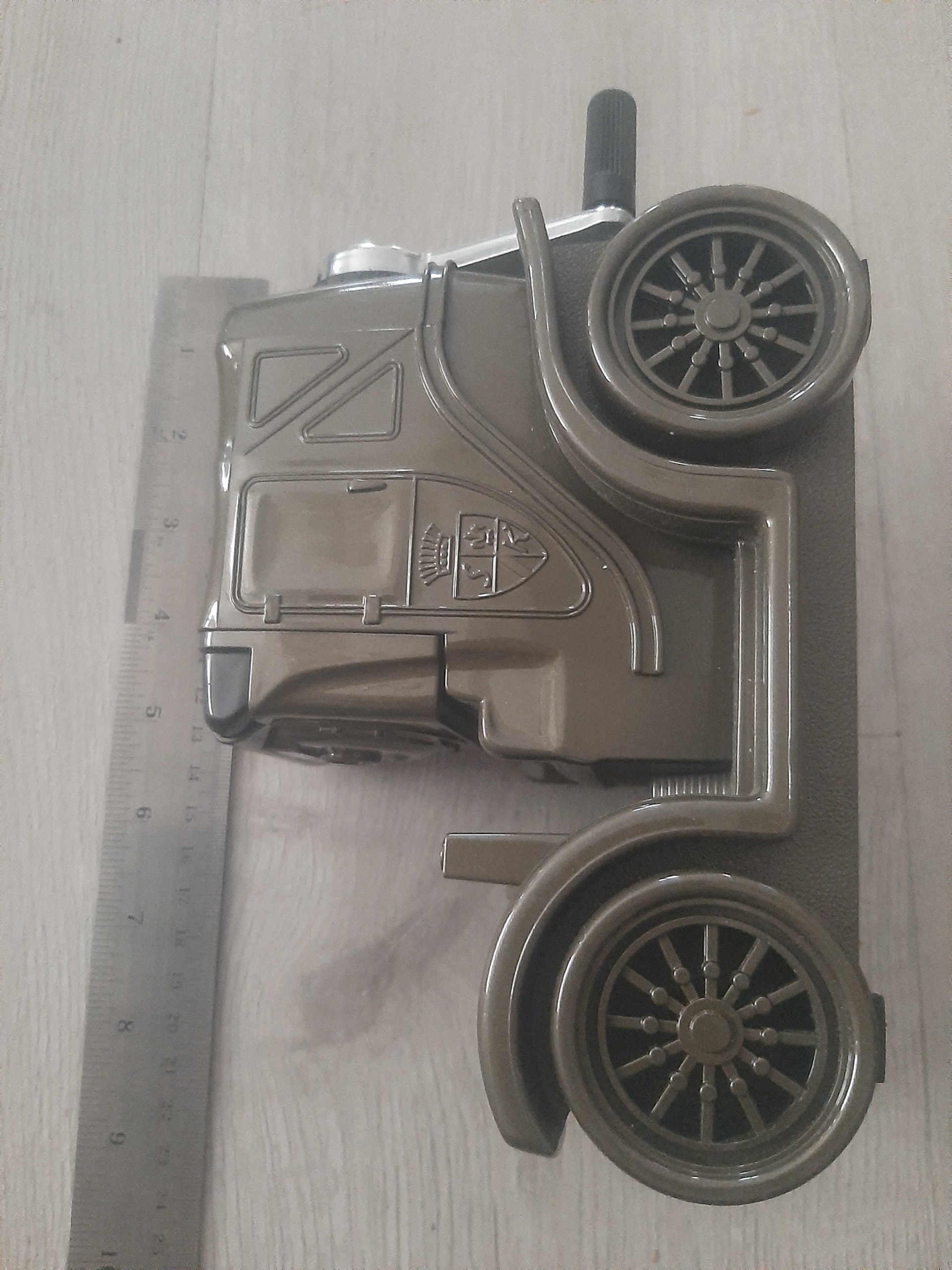 تراش رومیزی سایز بزرگ برای بیش از 15 سال پیش