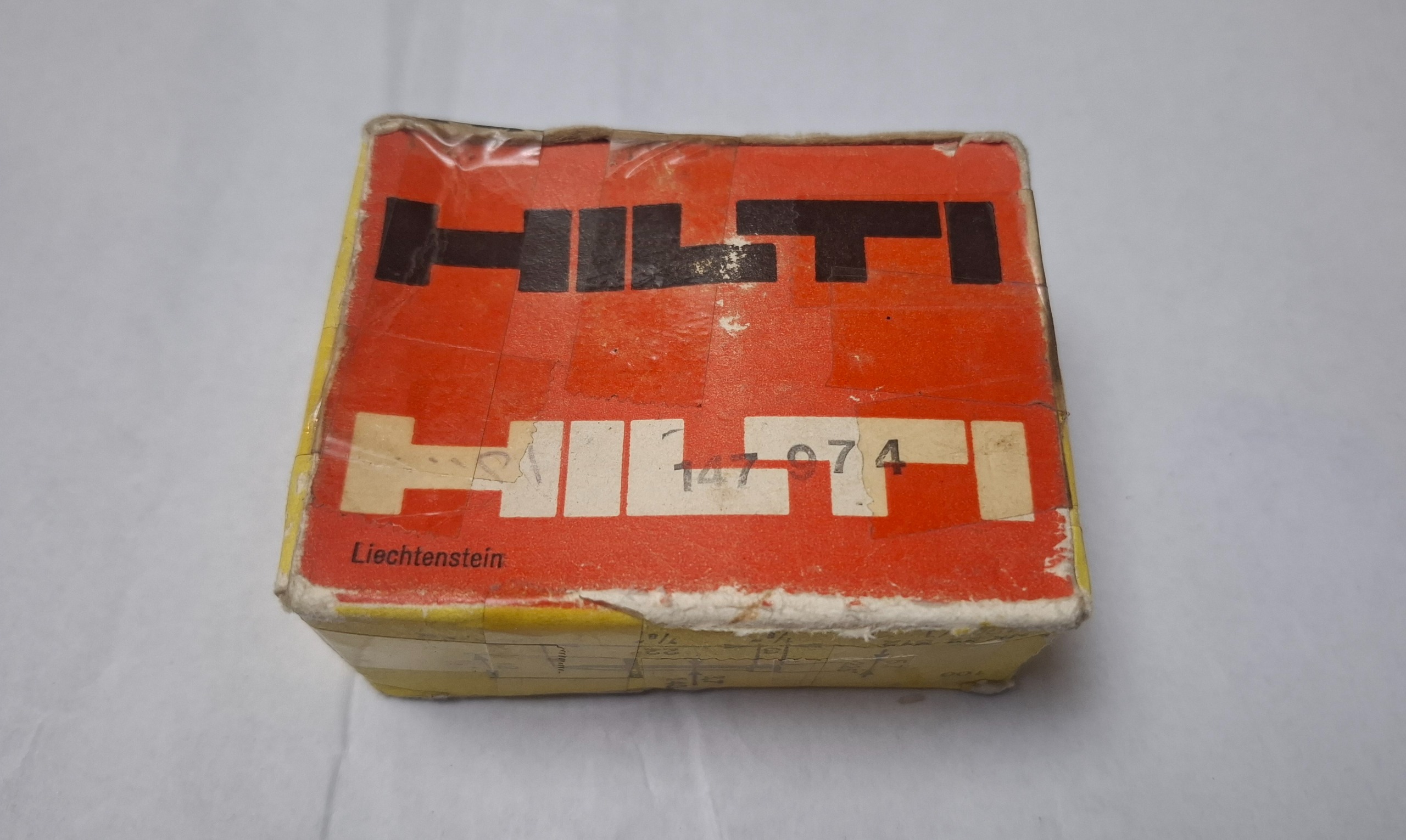 بسته 100عددی میخ HILTIاصلی قدیمی