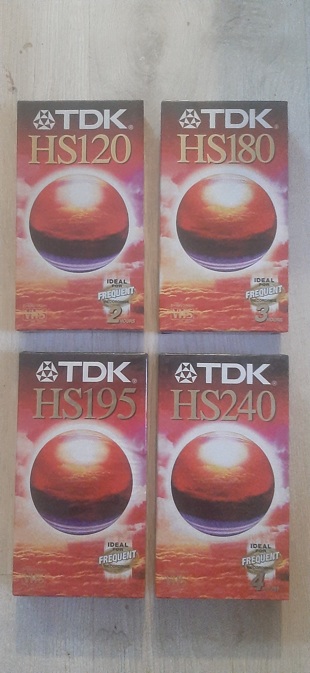 4عدد فیلم TDK ( تایم 120،180،195،240) اصل ژاپن