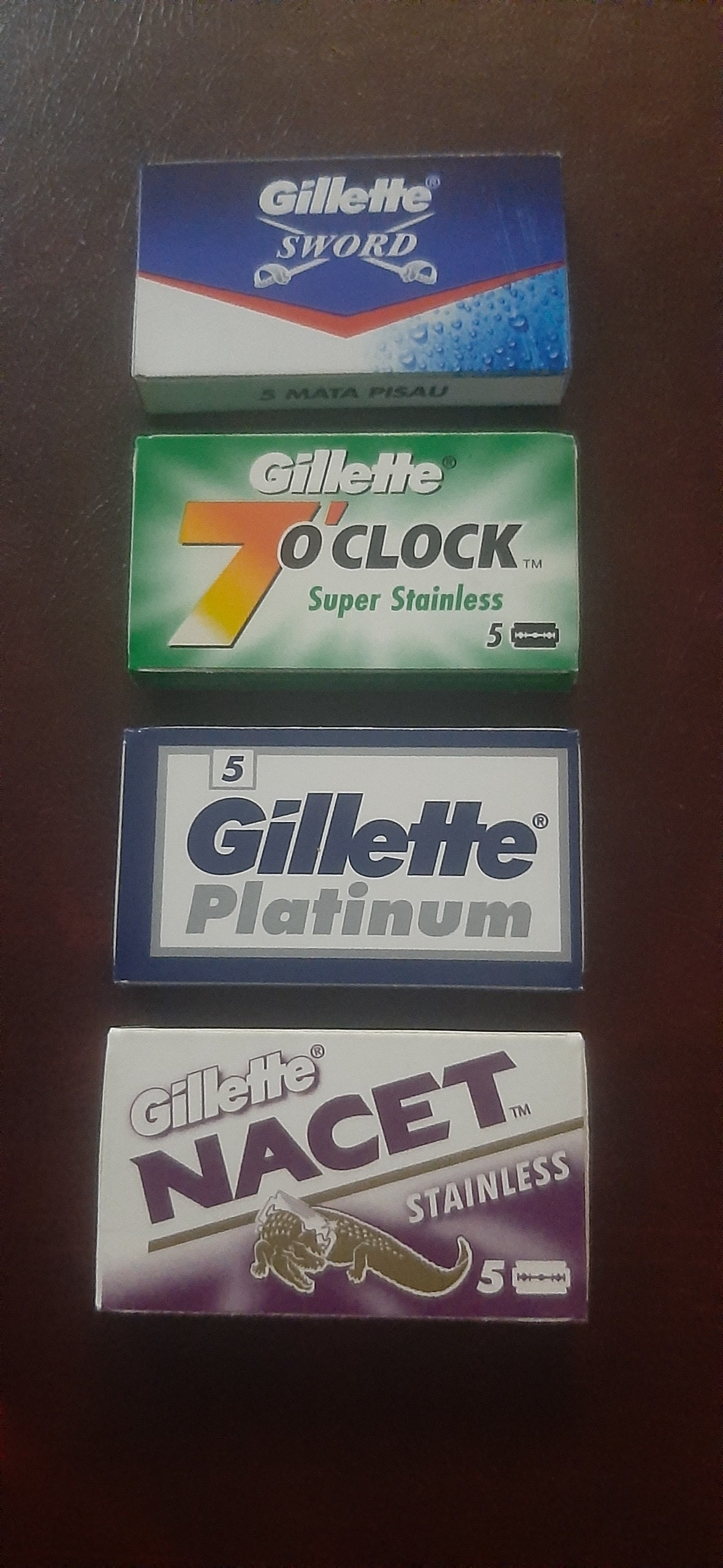 4بسته تیغ اصلاح سنتی ژیلت اصل ( توضیحات)