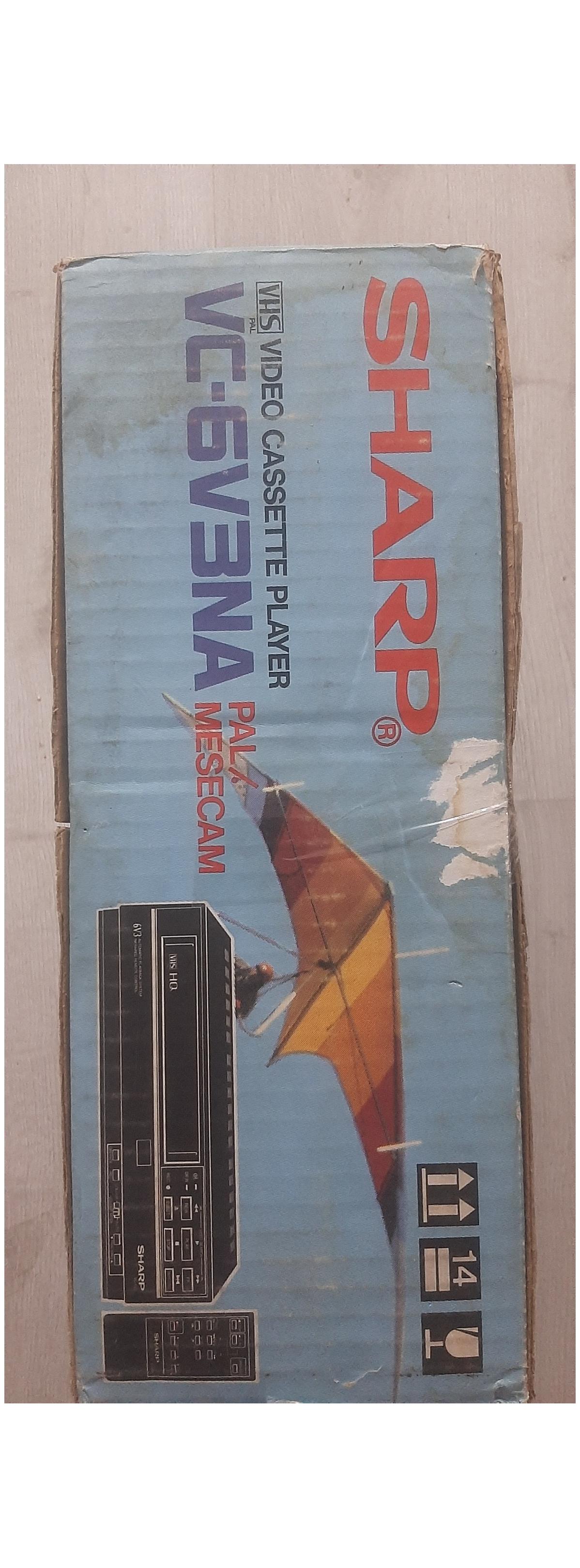 ویدیو vhs ضبط و پخش(شارپ) سالم (توضیحات)