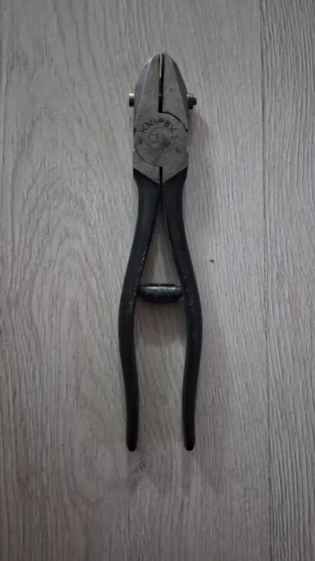 نوعی مخصوص انبردست KNIPEX ,سایز 8، اصل آلمان