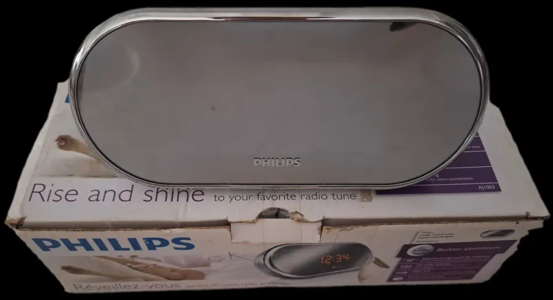 رادیو ساعت Phillips دست بسیارتمیز(توضیحات