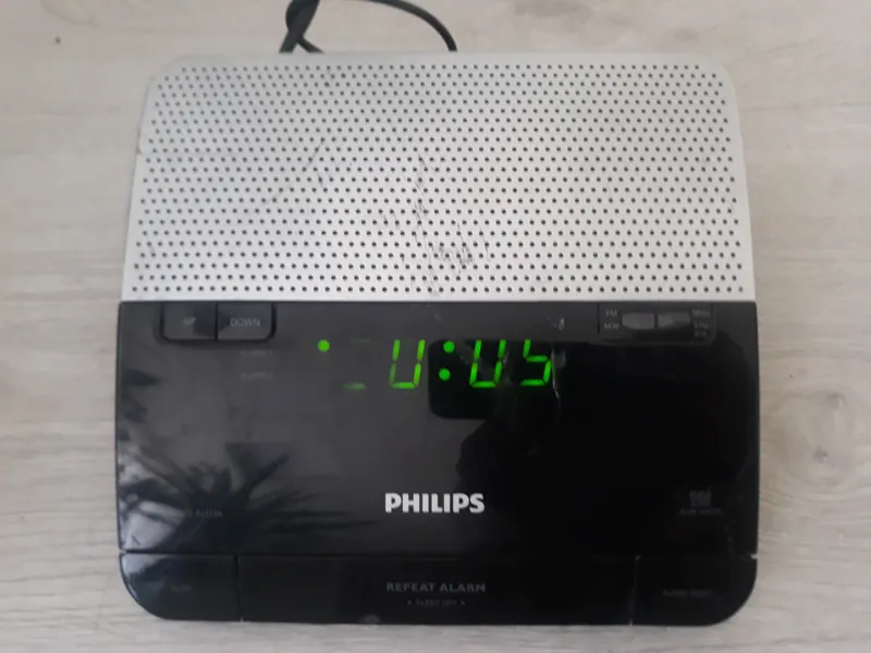 رادیو ساعت فیلیپس