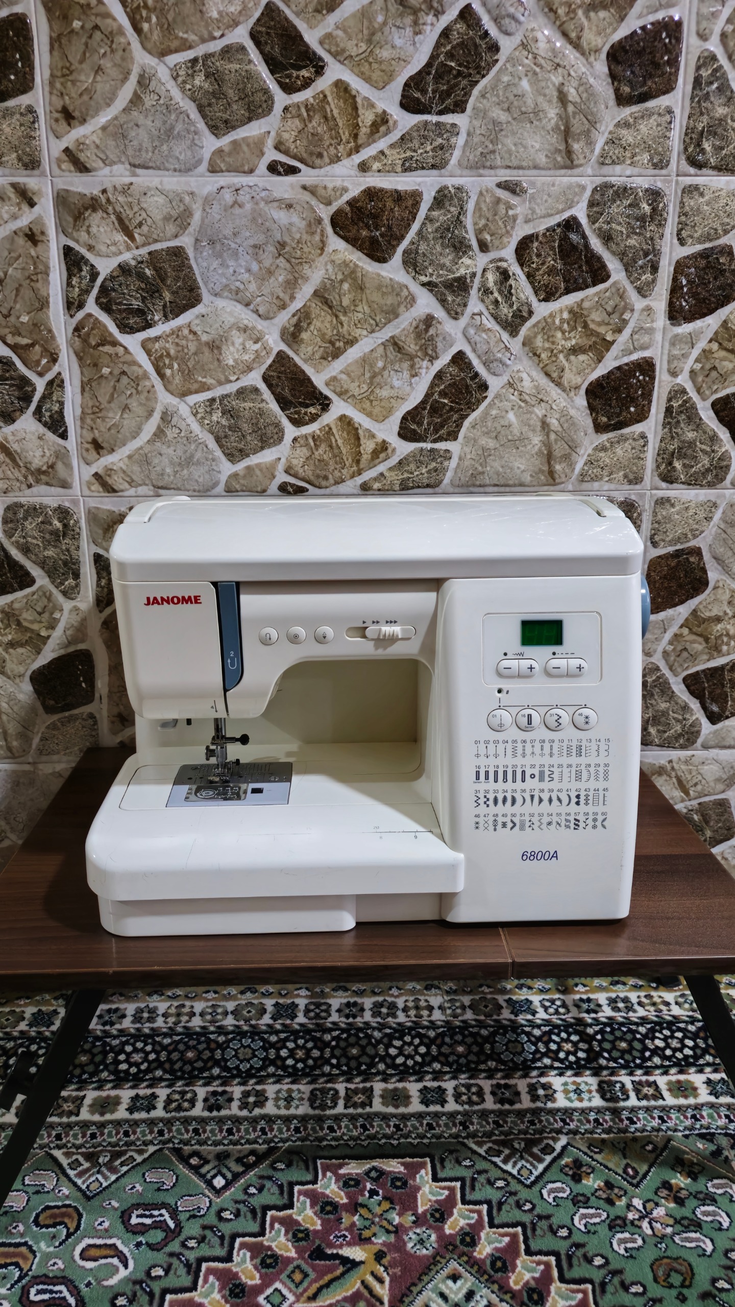 چرخ خیاطی ژانومه مدل 6800A