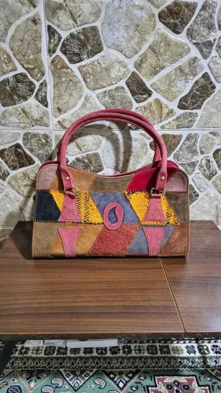 کیف سنتی چرم دست دوز