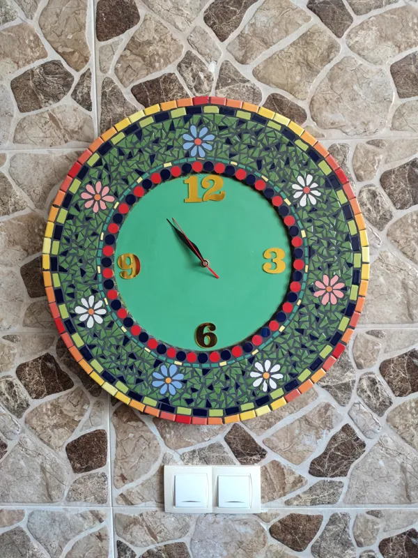 ساعت قدیمی(سرامیک شده)
