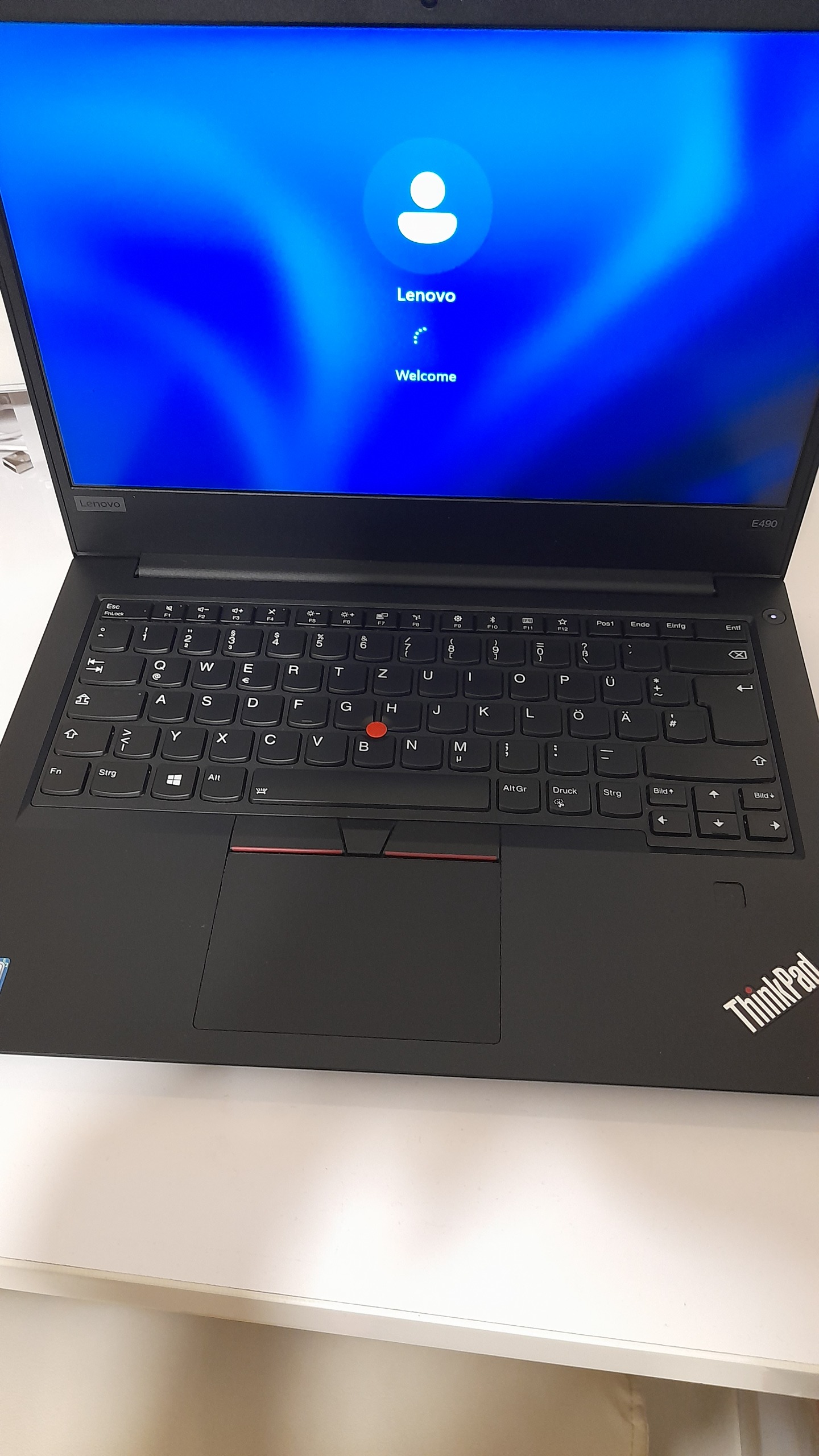 لپ تاپ Lenovo E490