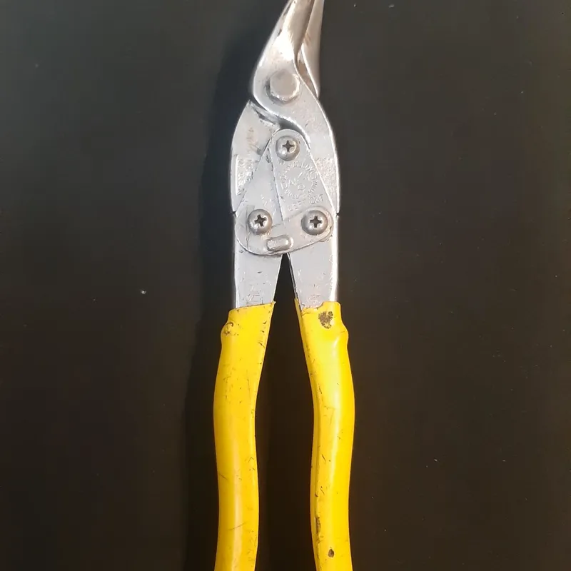 قیچی ورق بر آمریکایی دیامالوی