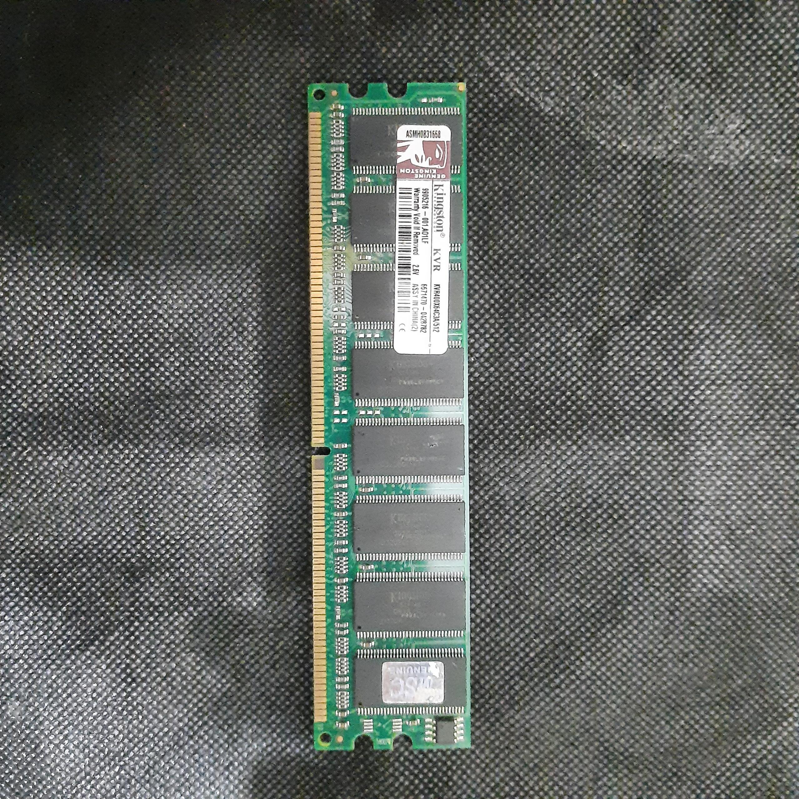 رم 512 ddr کینگستون رو طرف چیپ