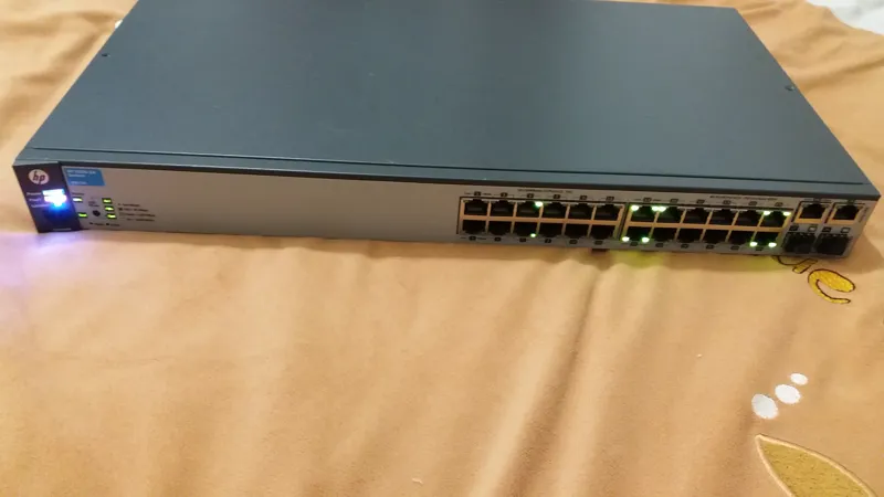 سوئیچ شبکه HP 24Port 2620 J9623A