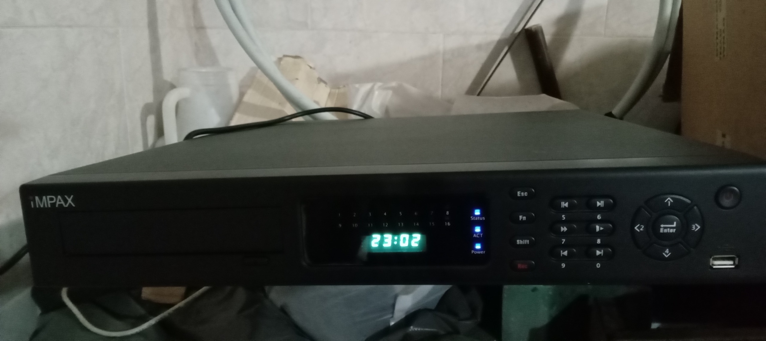 دستگاه دی وی ار 8 کانال