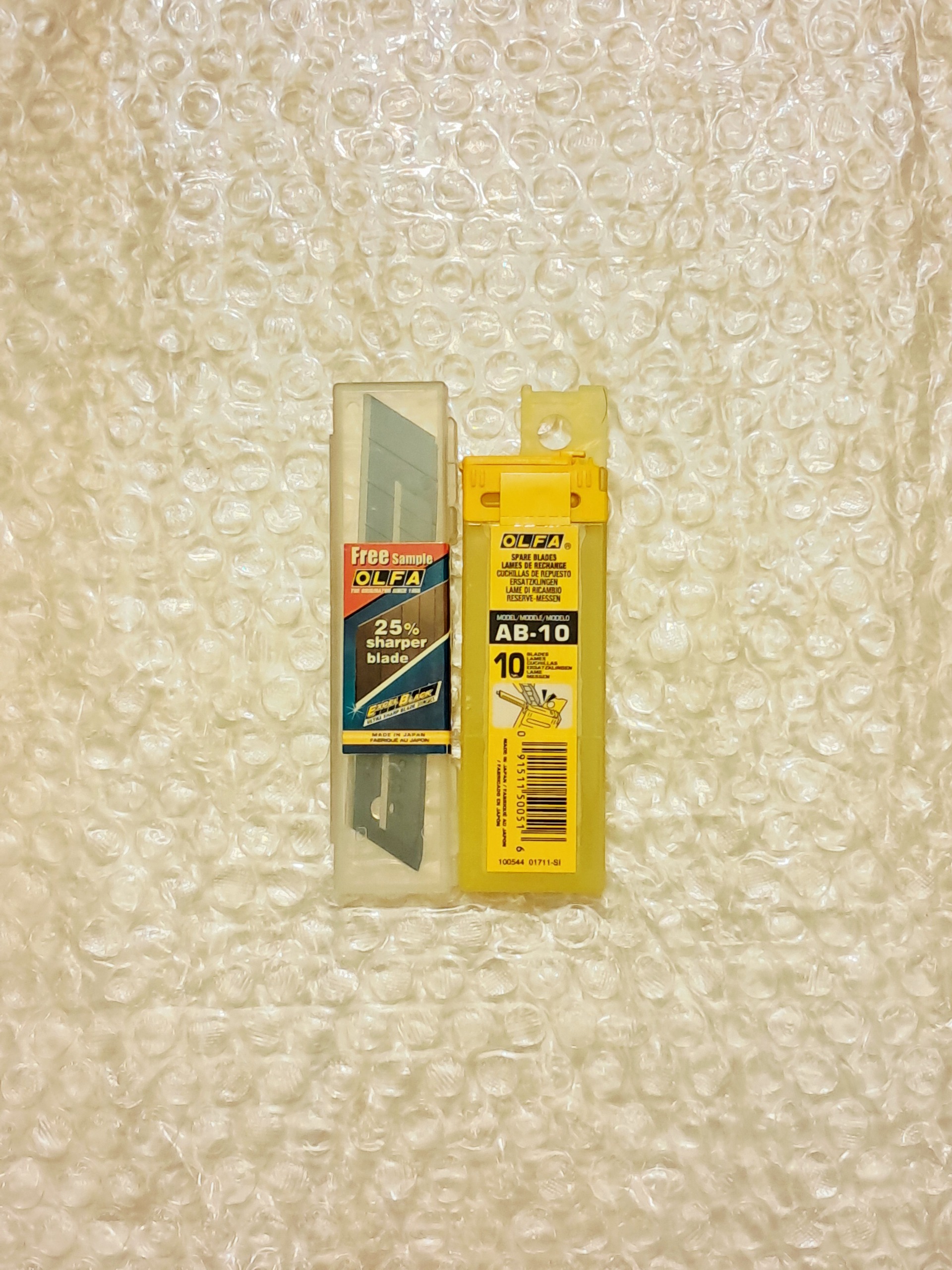 تیغ کاترAB-10 الفا ،ساخت ژاپن، 12عددی ،کامل نو