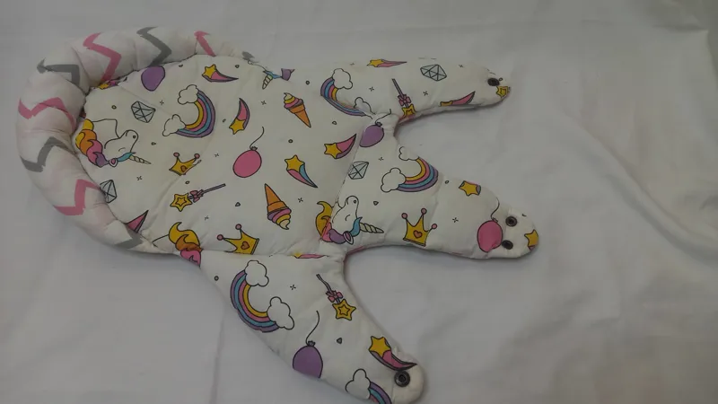 آغوشی یا بغل گیر نوزادی