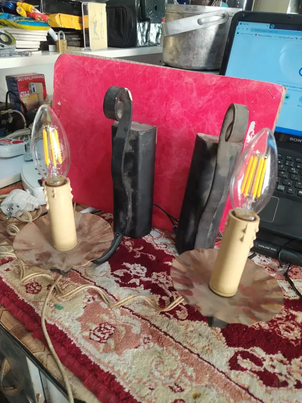 یک جفت چراغ دیواری  قدیمی دست ساز