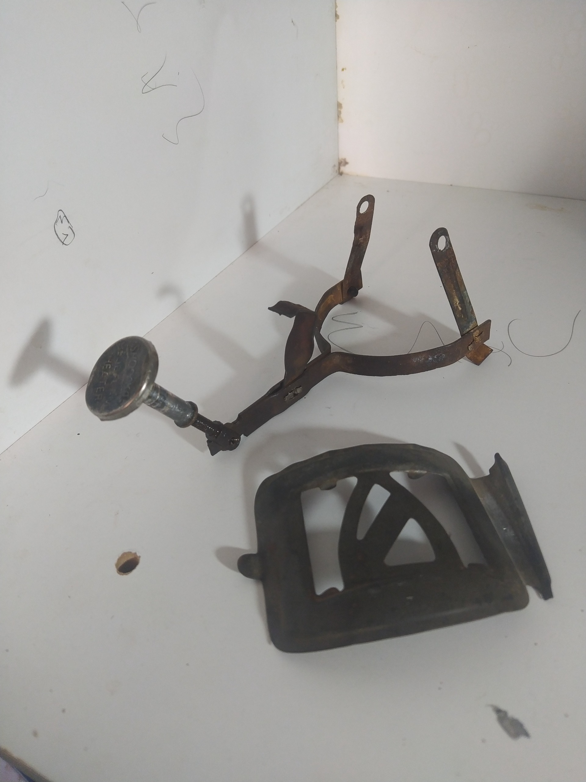 بالابر علاالدین قدیمی و درب والور قدیمی