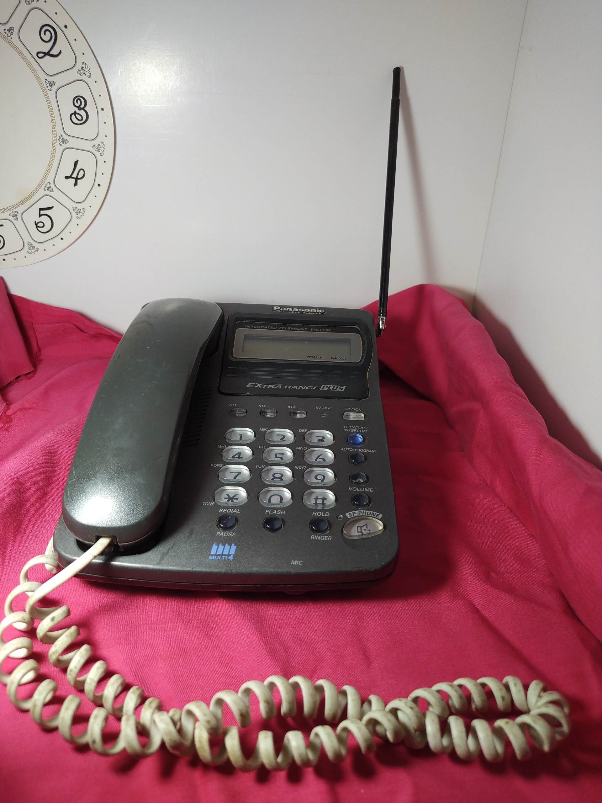 تلفن رومیزی اصل پاناسونیک ساخت مالزی آنتن دار