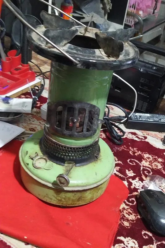 والور قدیمی خوراک پزی صحیح و سالم