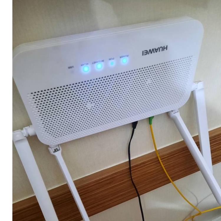 مودم فیبر نوری مدل 824w5
