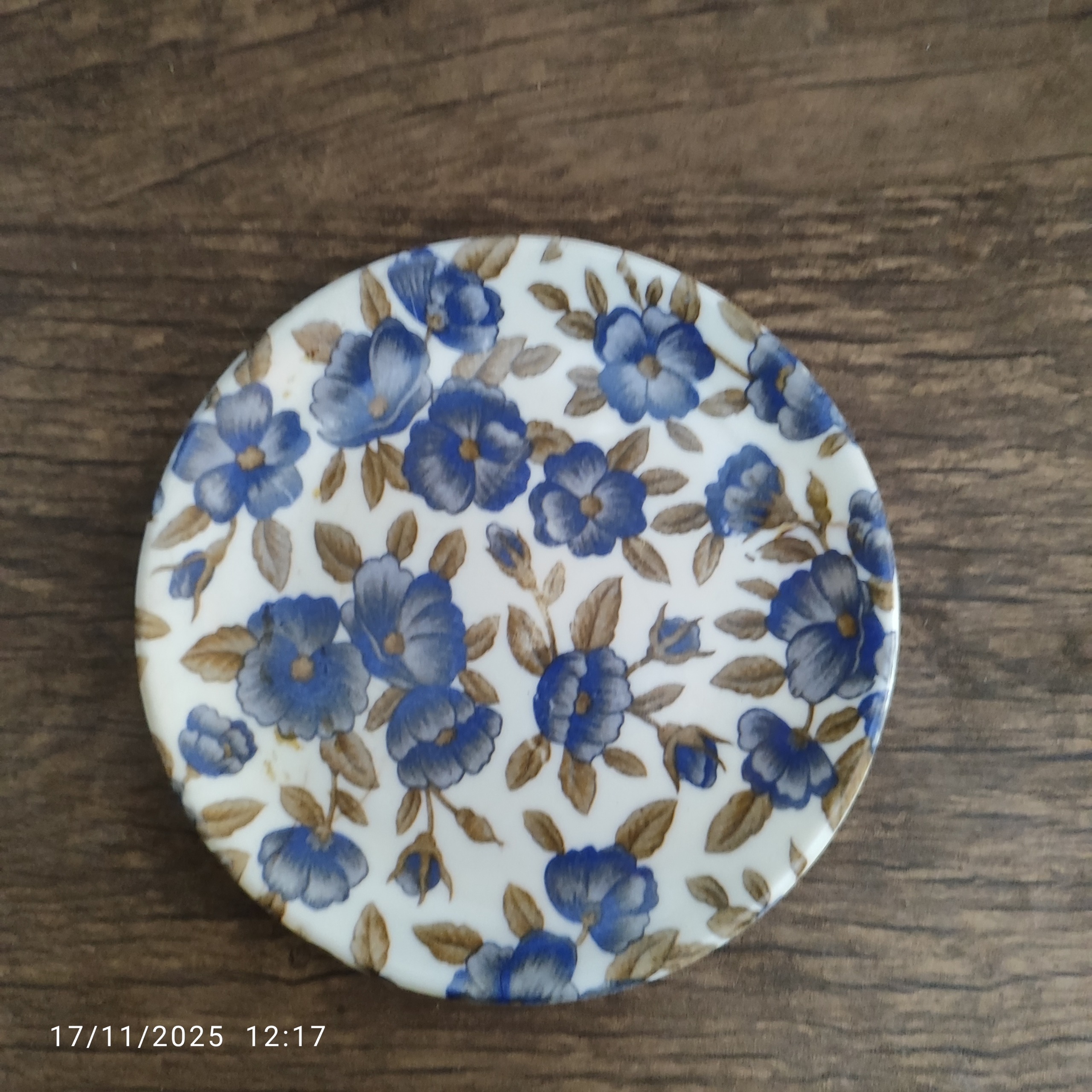 پیش دستی یا دیوار کوب ملامین قدیمی