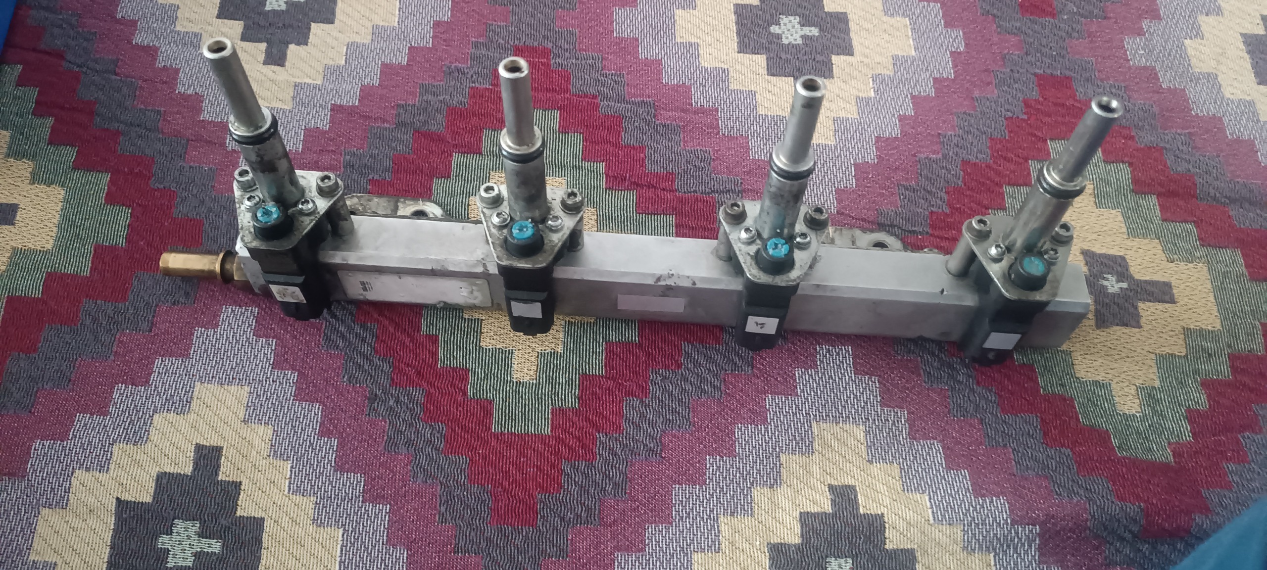 ریل سوخت گاز ef7