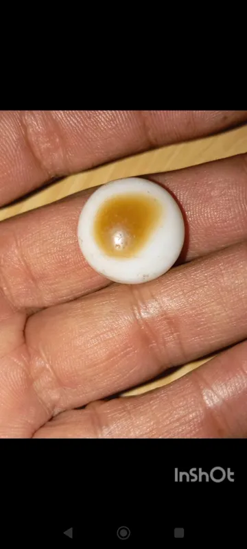 نگین سه پوست