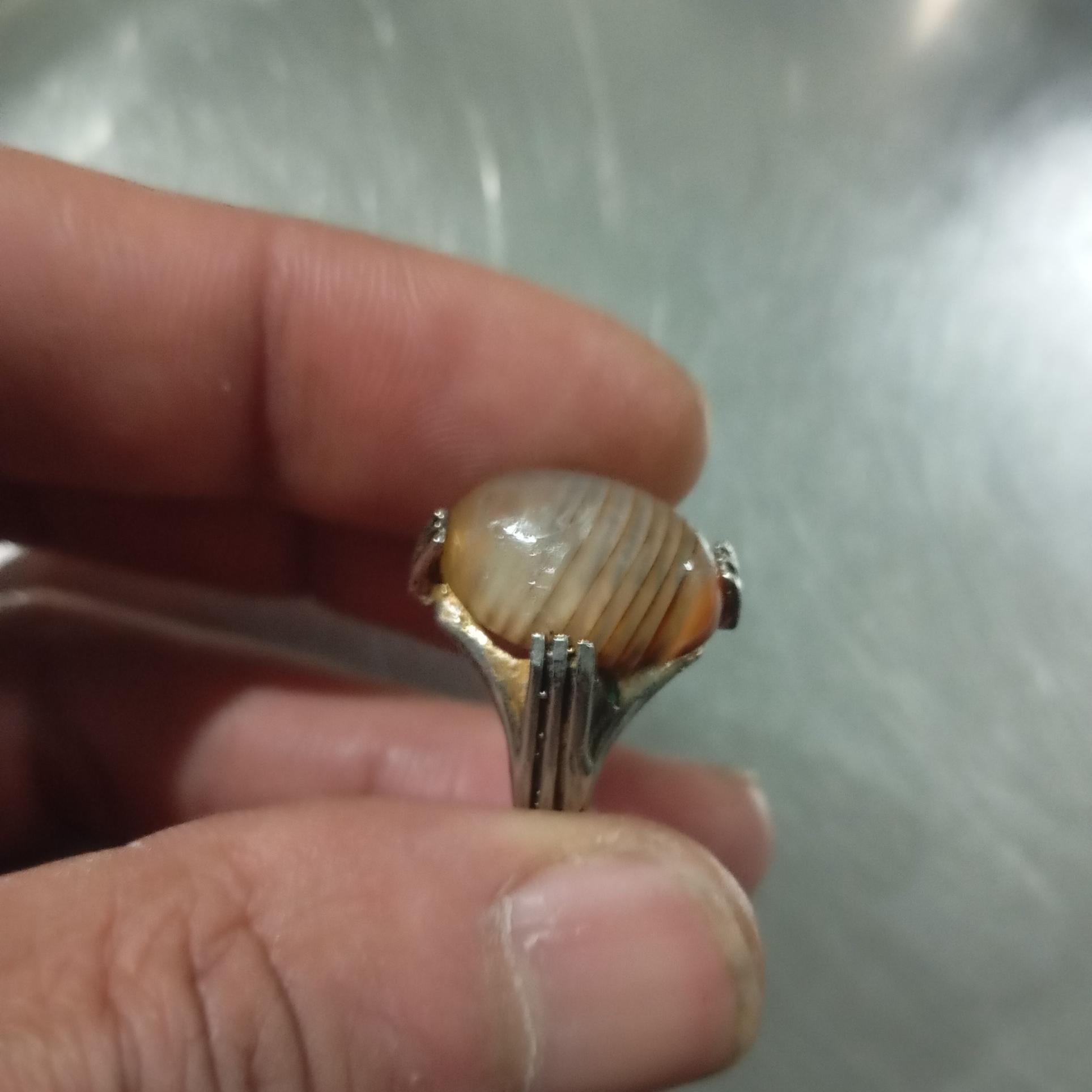 انگشتر عقیق کهنه