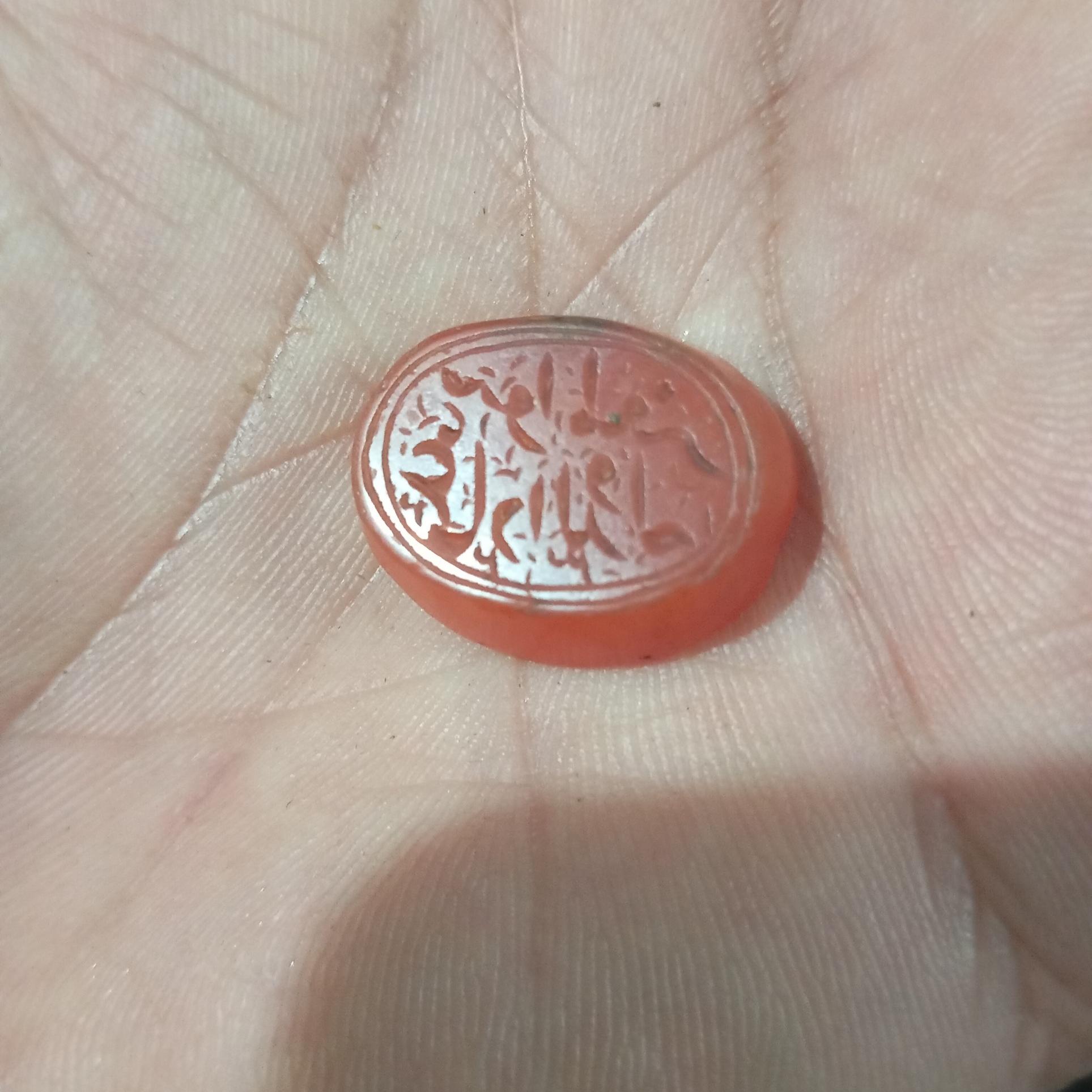 نگین خط کهنه تارخ دار