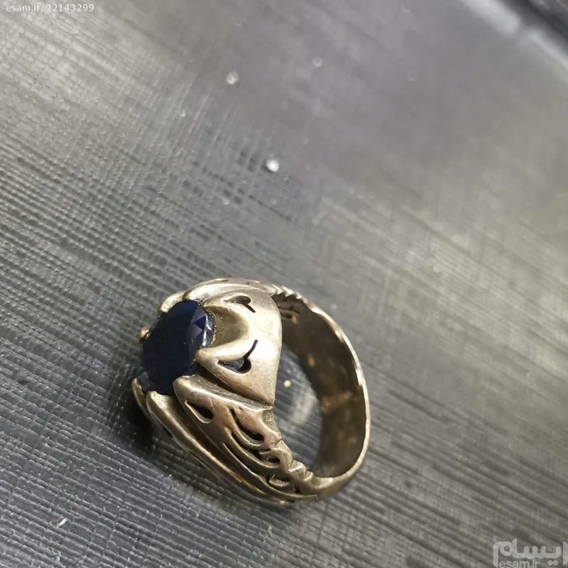 انگشتر یاقوت کبود