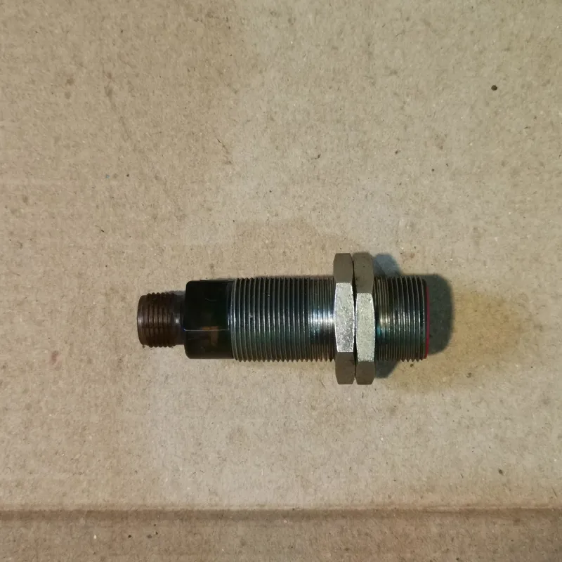 سنسور خازنی Baumer ساخت سوییس همراه کابل