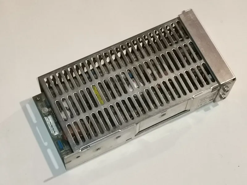 منبع تغذیه سوئیچینگ 36 ولت 2.1 آمپر ژاپنی