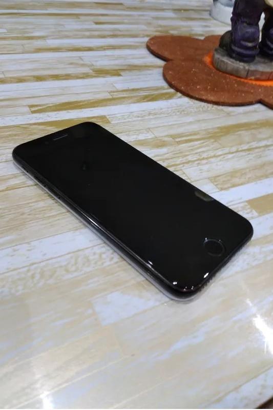 iPhone 7,128 GB (سری معروف 1778)