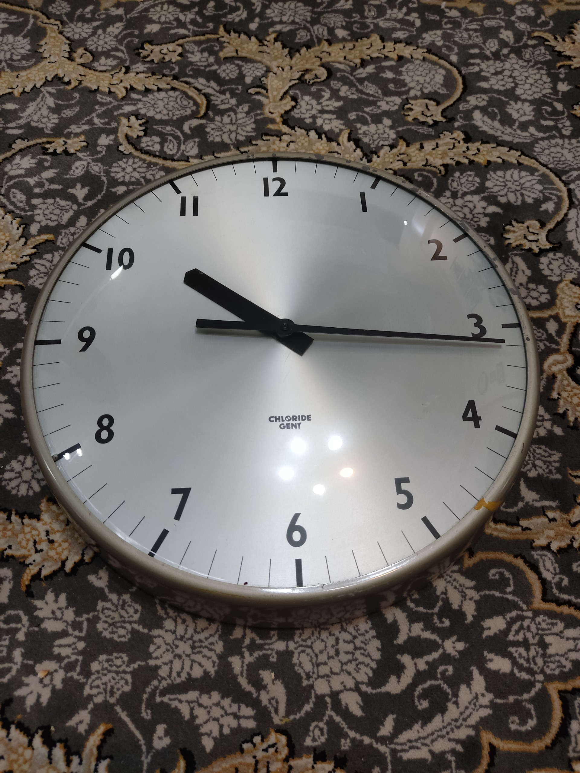 ساعت دیواری برقی gent