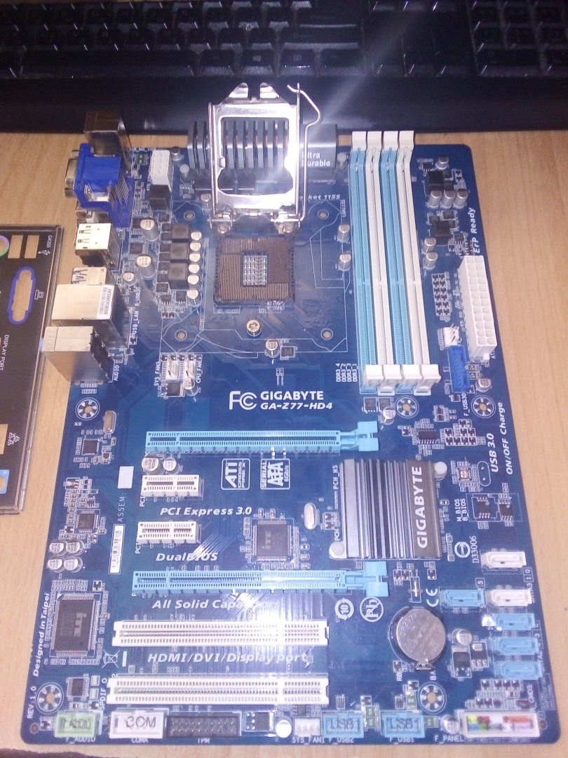مادربرد گیگابایت Z77-HD4