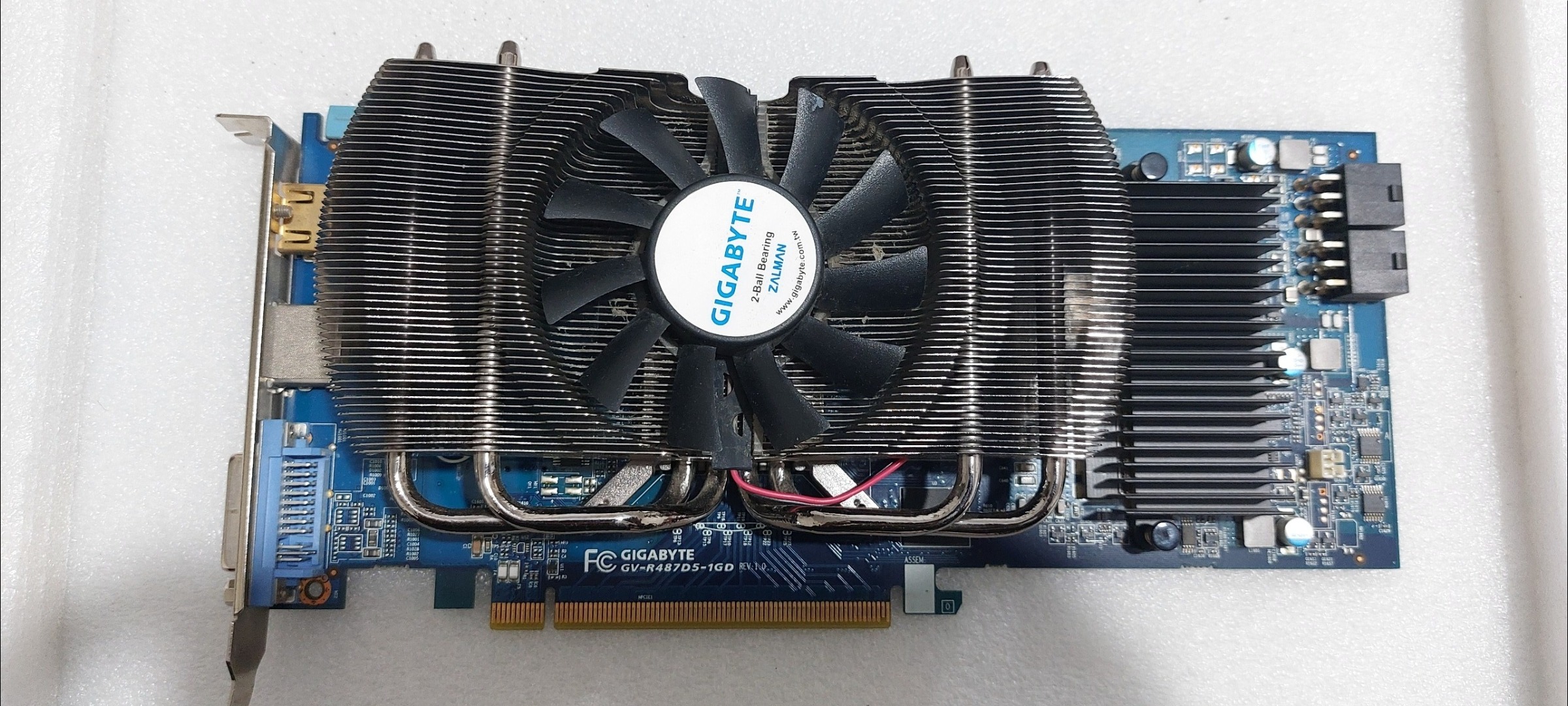 کارت گرافیک Gigabyte HD4870