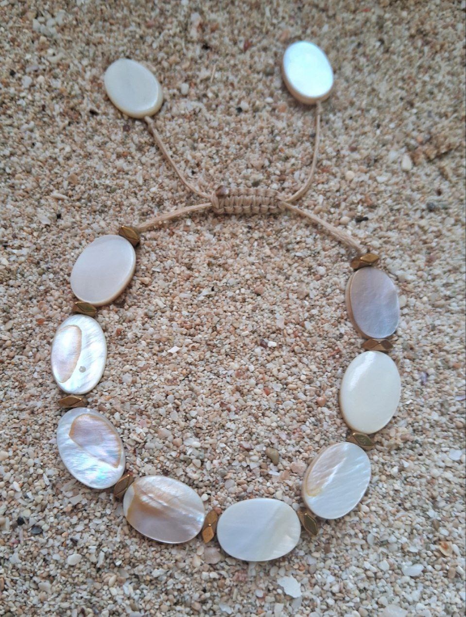 دستبند فری سایز صدف طبیعی طرح بیضی کد E 527