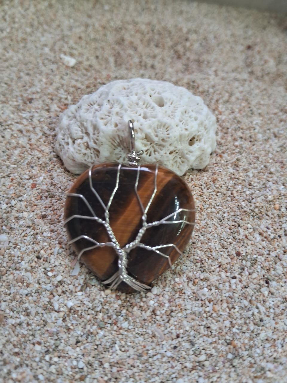 آویز چشم ببر طلایی طرح قلب کد E 478